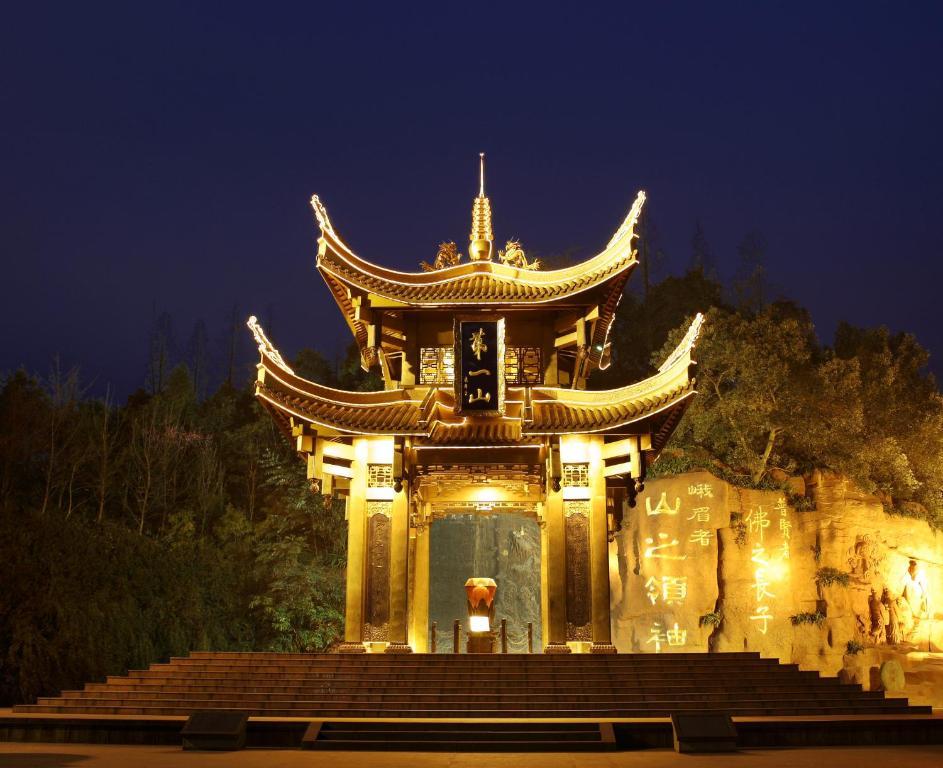 Shuxiang Hotel Mount Emei Эмэйшань Экстерьер фото