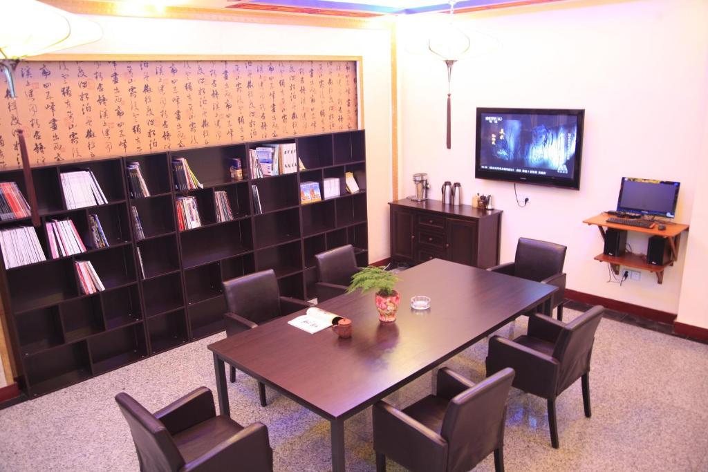 Shuxiang Hotel Mount Emei Эмэйшань Экстерьер фото